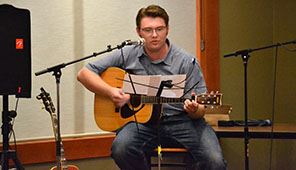 Open Mic Night_guitar